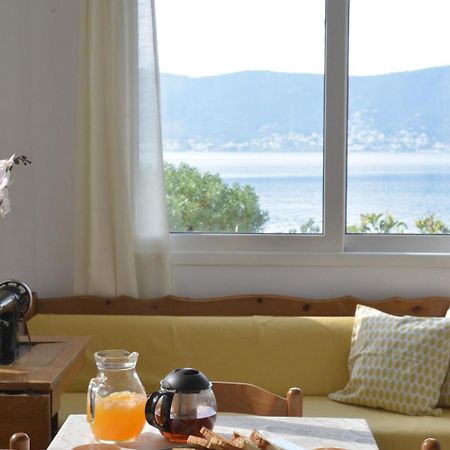 Salamis Beachfront House Buitenkant foto
