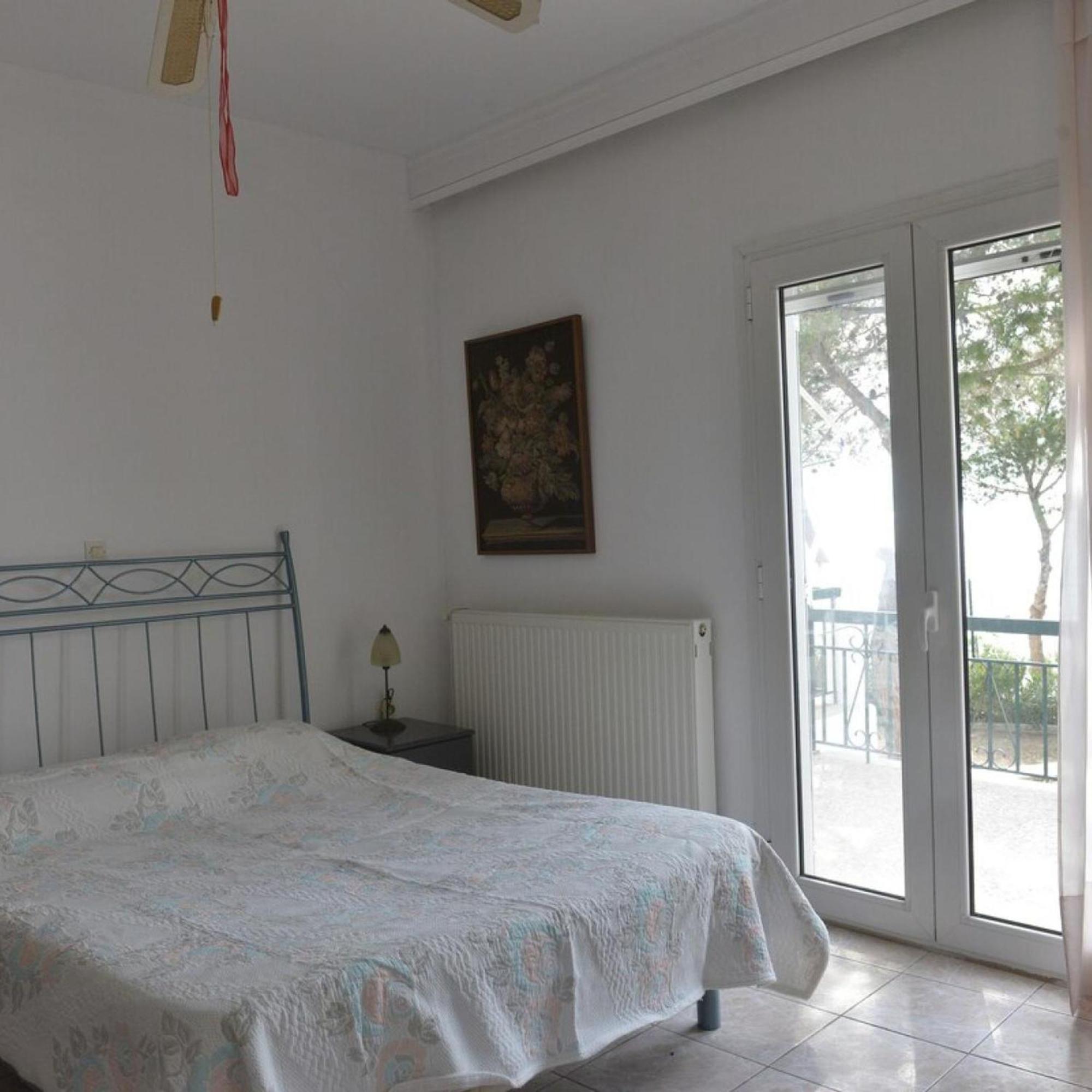 Salamis Beachfront House Buitenkant foto