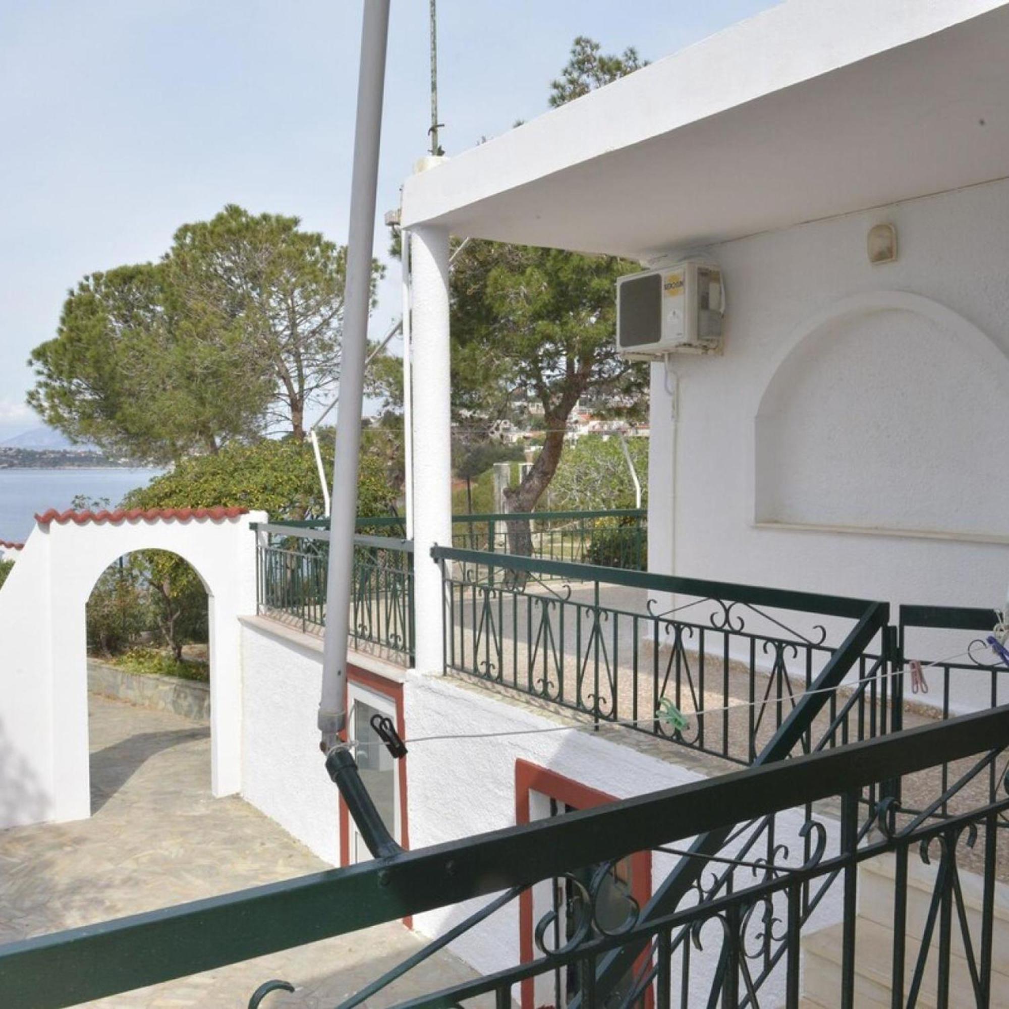 Salamis Beachfront House Buitenkant foto